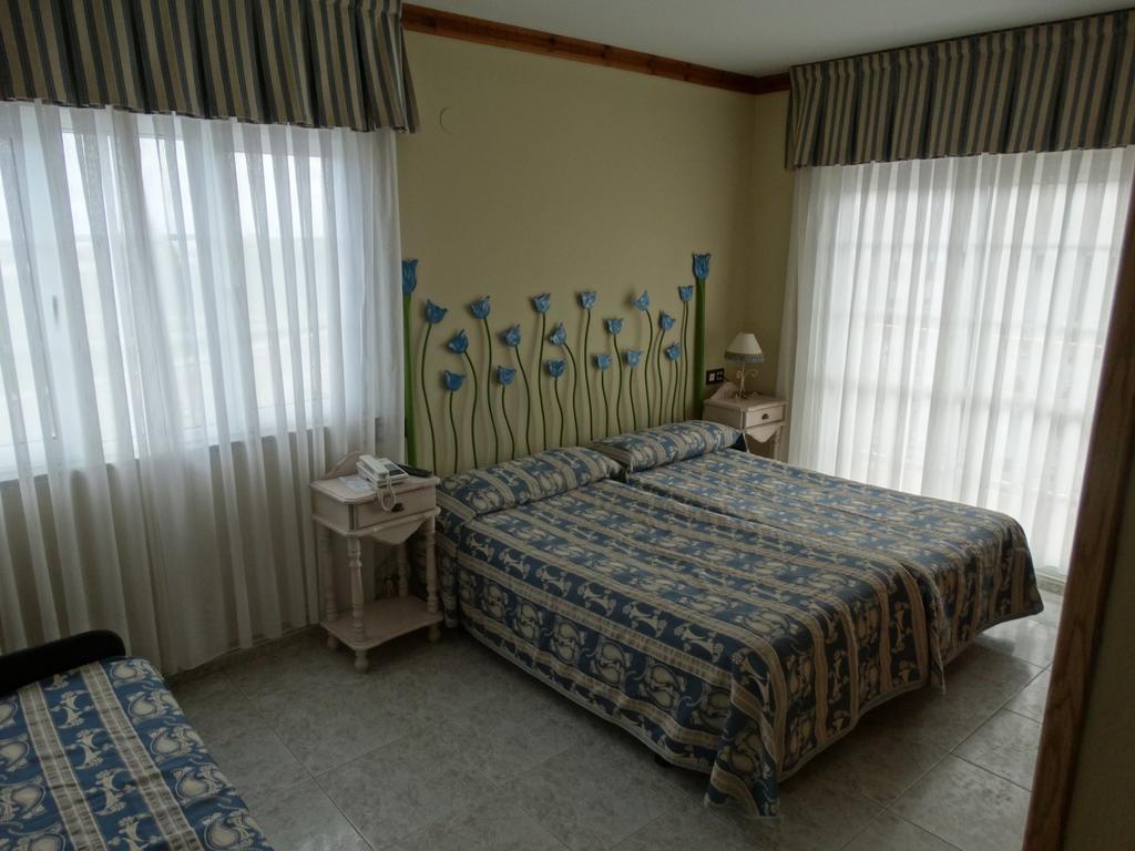 Hotel Los Juncos Noja Zewnętrze zdjęcie